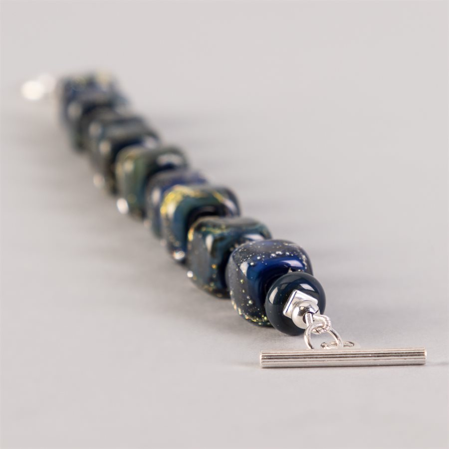 Bracelet en billes de verre faites main, avec feuilles d'argent Bracelet en billes de verre faites main, avec feuilles d'argent