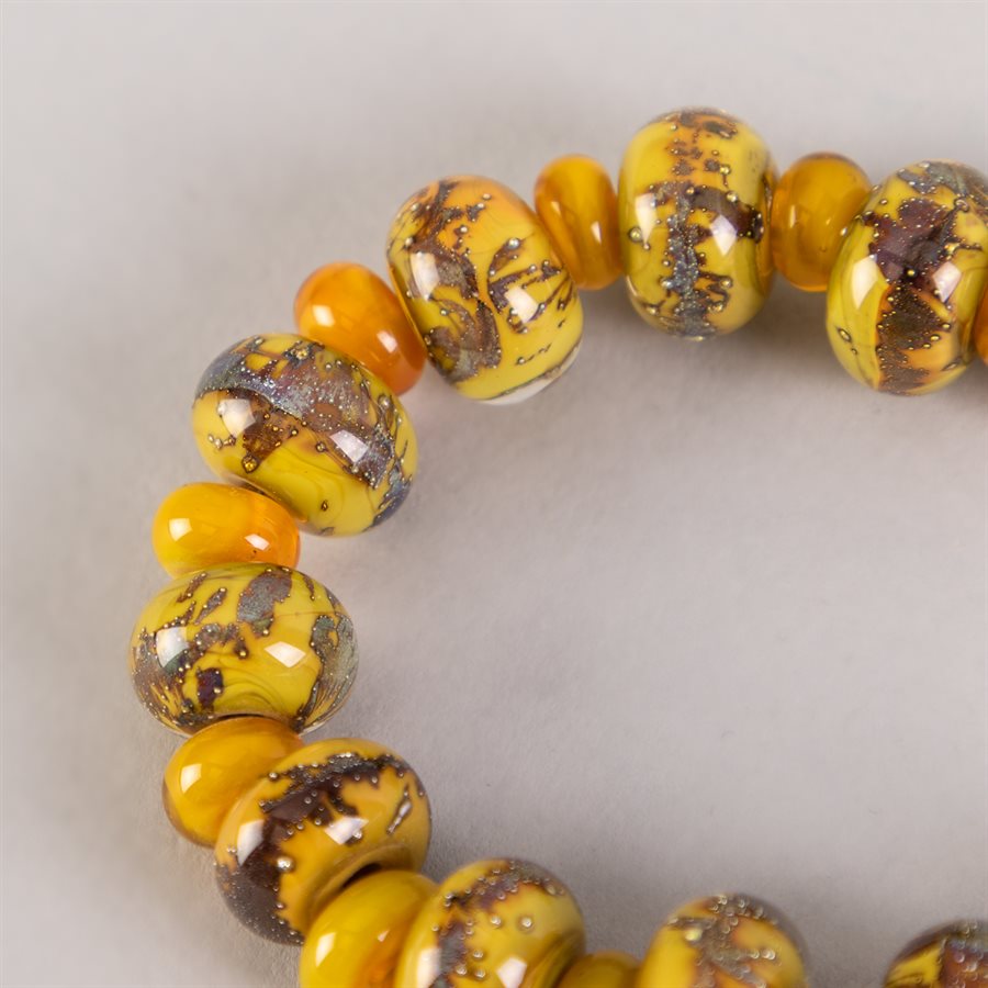 Bracelet en billes de verre faites main, avec feuilles d'argent Bracelet en billes de verre faites main, avec feuilles d'argent