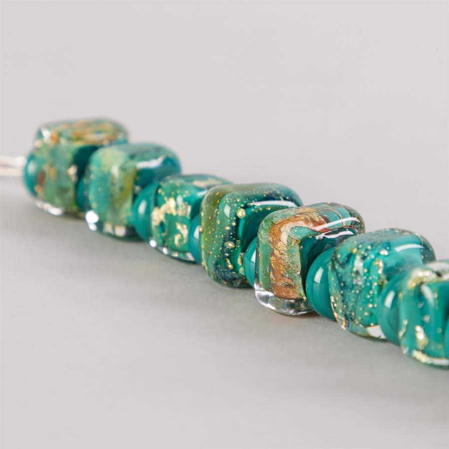 Bracelet en billes de verre faites main, avec feuilles d'argent Bracelet en billes de verre faites main, avec feuilles d'argent