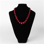 Collier de billes de verre rouge profond Collier de billes de verre rouge profond
