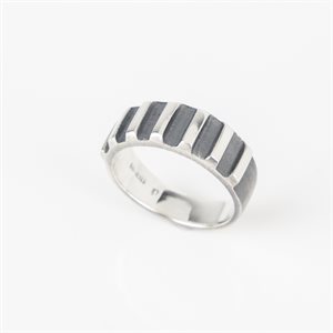 Jonc 8 mm avec 7 lignes verticales en argent brossé