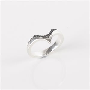 Jonc mince en V effet demi gravé