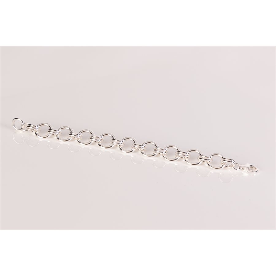 Bracelet chaine, modèle mailles en alternance Bracelet chaine, modèle mailles en alternance
