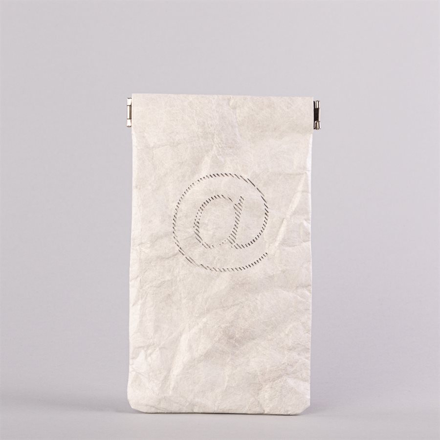 Étui porte-tout, petit format, modèle @, cendré et argent Étui porte-tout, petit format, modèle @, cendré et argent
