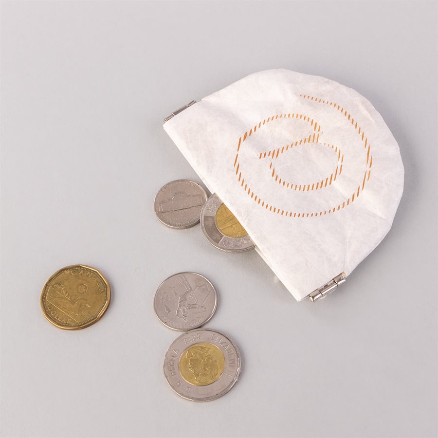Portemonnaie en tyvek, modèle @, blanc et or Portemonnaie en tyvek, modèle @, blanc et or