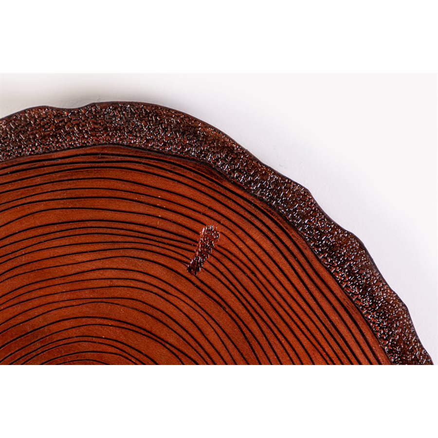 Horloge en cuir repoussé, hommage à nos érables Horloge en cuir repoussé, hommage à nos érables